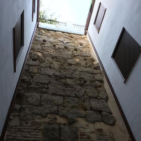 Bujalance Apartamentos Victoria מראה חיצוני תמונה