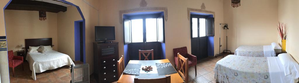 Bujalance Apartamentos Victoria מראה חיצוני תמונה
