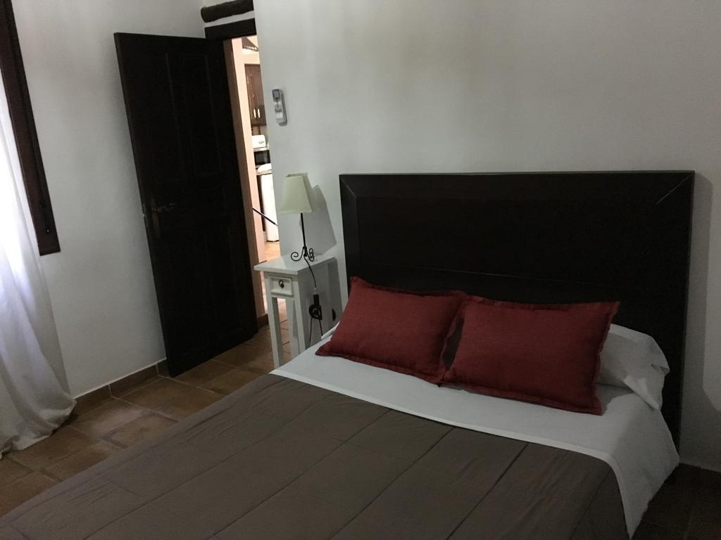 Bujalance Apartamentos Victoria מראה חיצוני תמונה