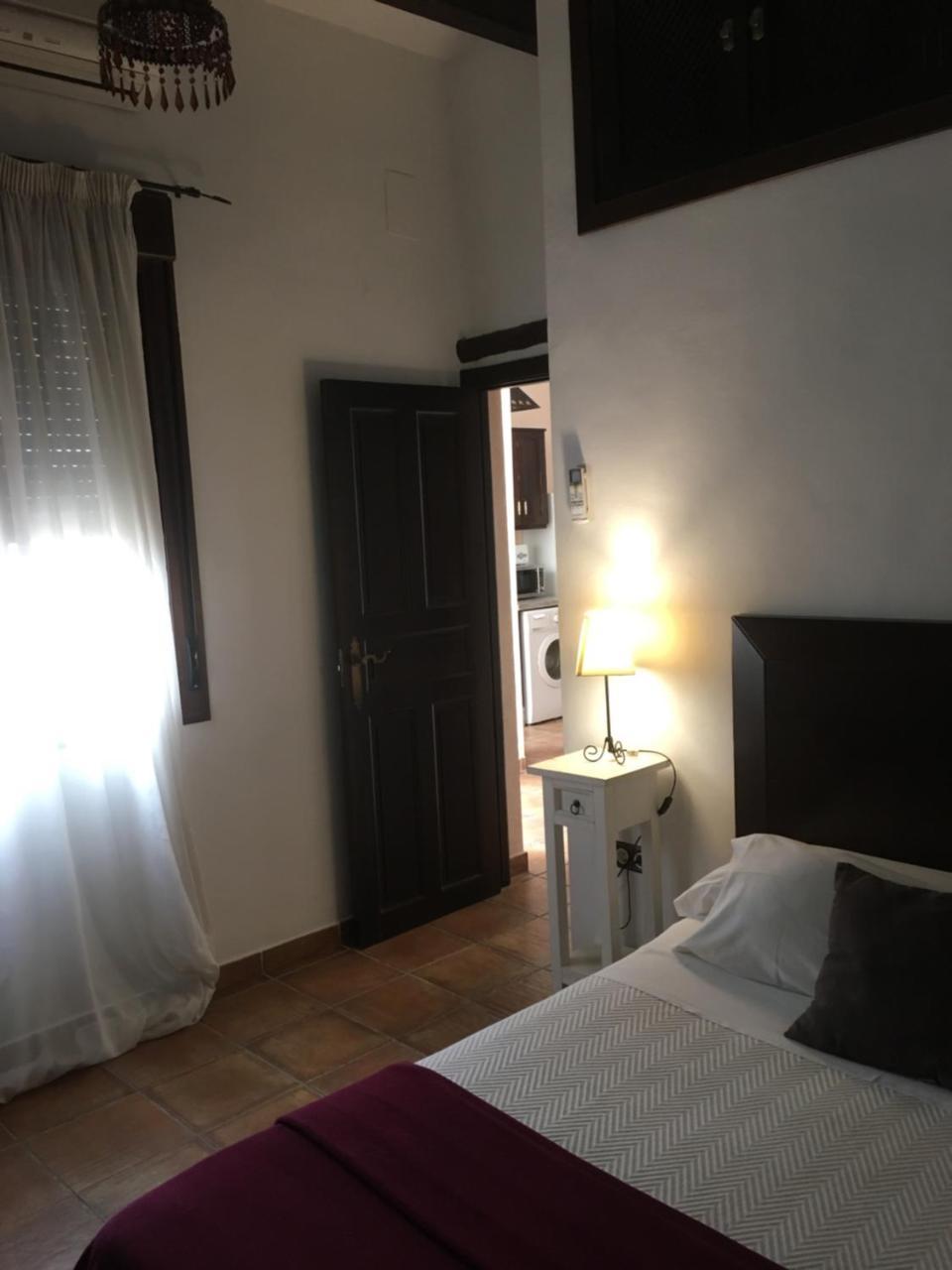 Bujalance Apartamentos Victoria מראה חיצוני תמונה