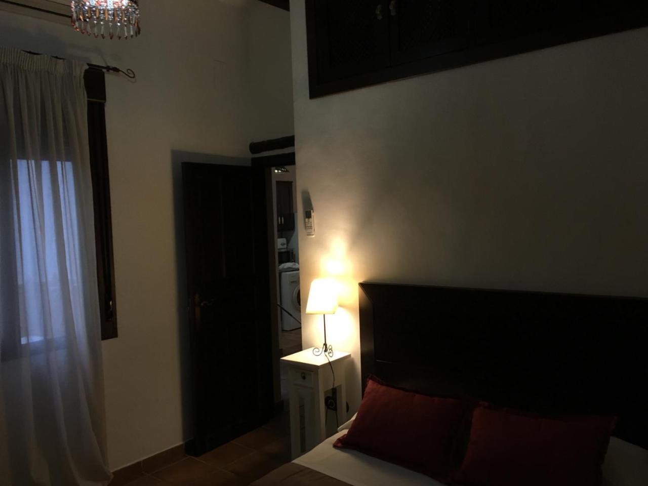 Bujalance Apartamentos Victoria מראה חיצוני תמונה