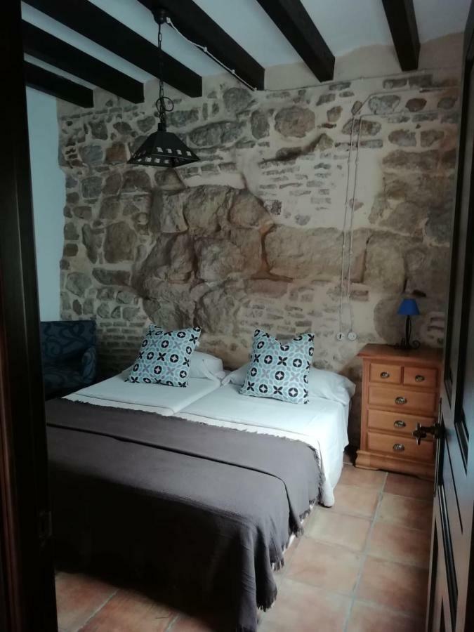 Bujalance Apartamentos Victoria מראה חיצוני תמונה